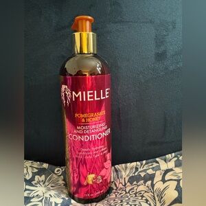 Mielle Pomegranate and Honey Moisturizing and Detangling Conditioner. 12 oz.